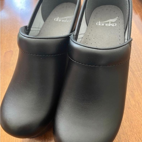 Dansko Clogs - Picture 4 of 5